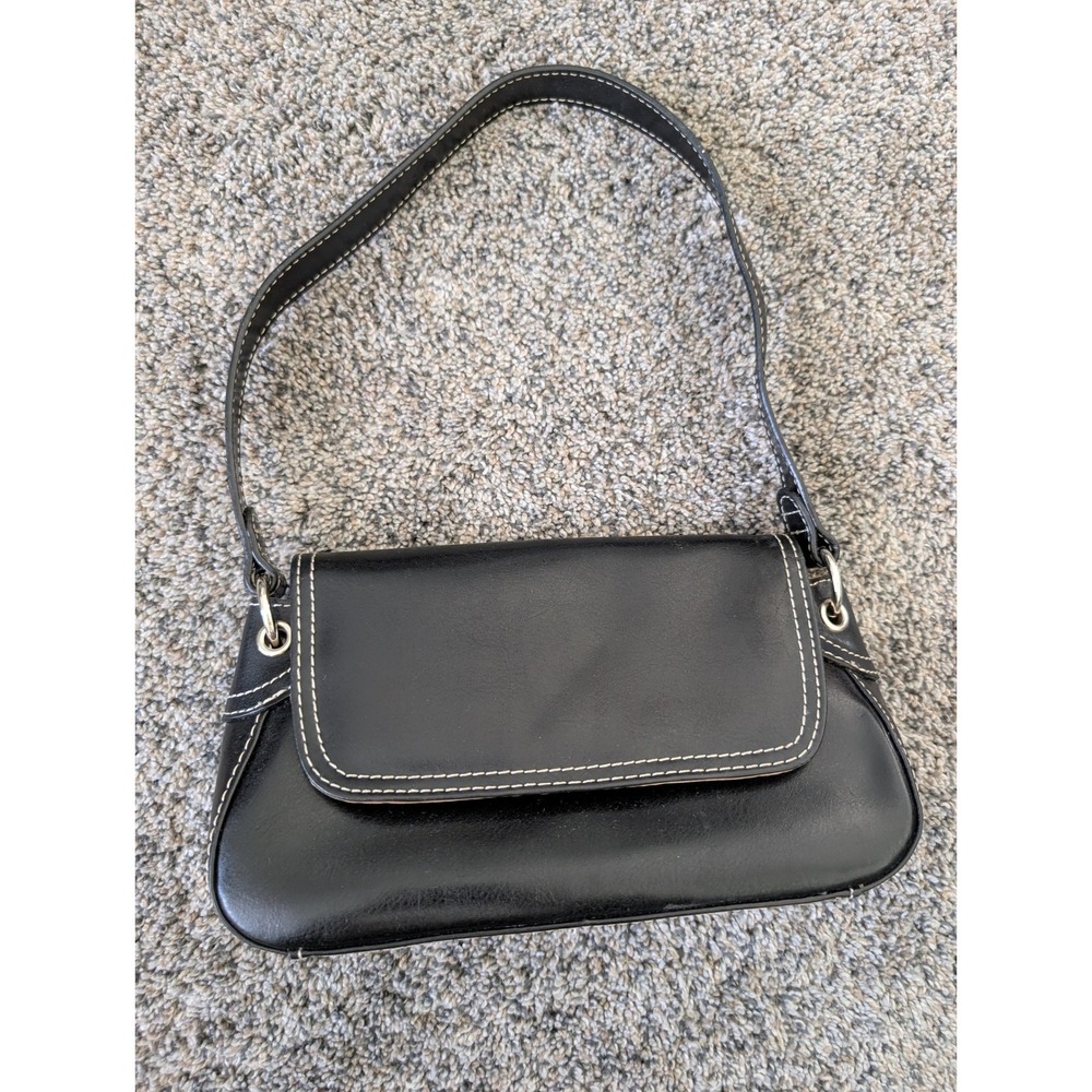 Villager Liz Claiborne Black Faux Leather Contrast Stitch Shoulder Baguette Bag